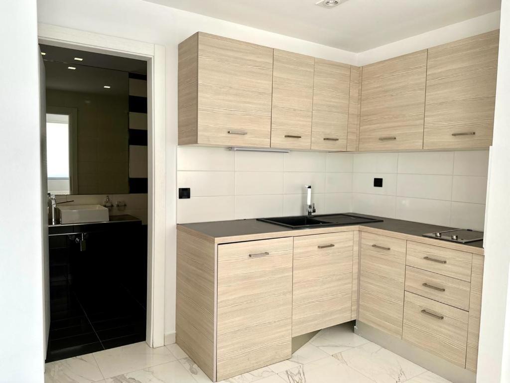 Leblanc Luxurious Beachfront Villa, Gcollectiongr Ermioni Esterno foto